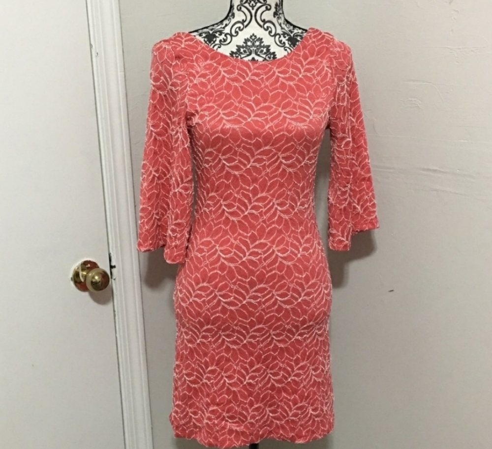 Love in low back floral dress/NWNT